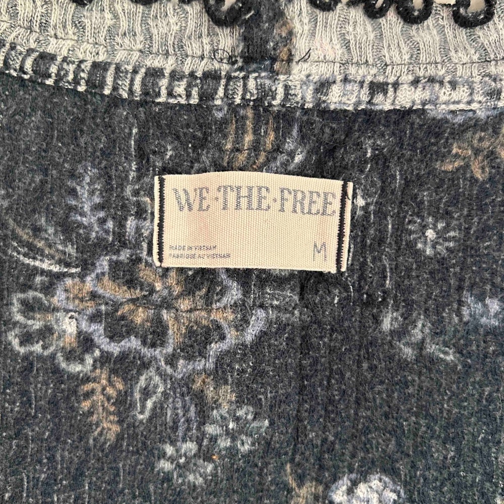 Free People We The Free Sz M Floral Shirt - Picture 2 of 3